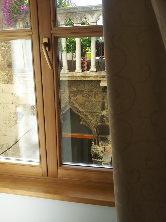 Old Town Apartment Mila Сплит Стая снимка